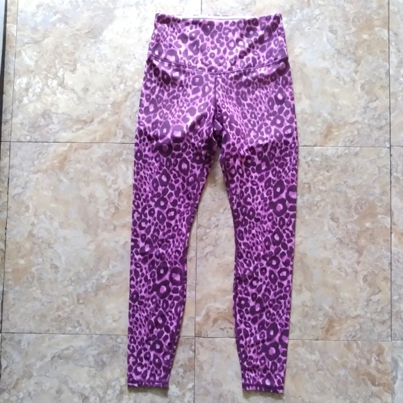 Fabletics Pants - Fabletics High-Waisted Mesh PowerForm leggings, size XS